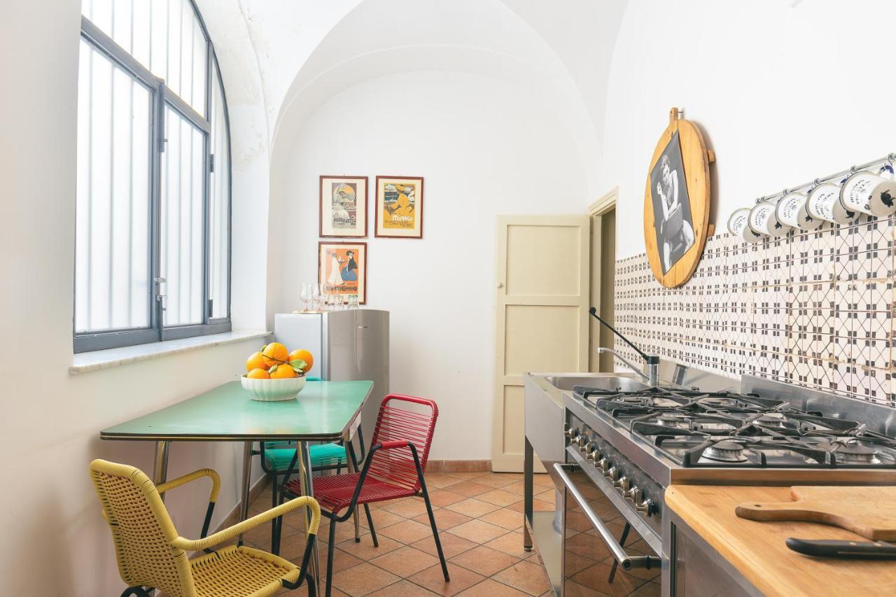 Dietro San Domenico Apartment Палермо Экстерьер фото